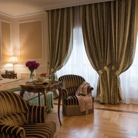 Bernini Palace Отель Флоренция