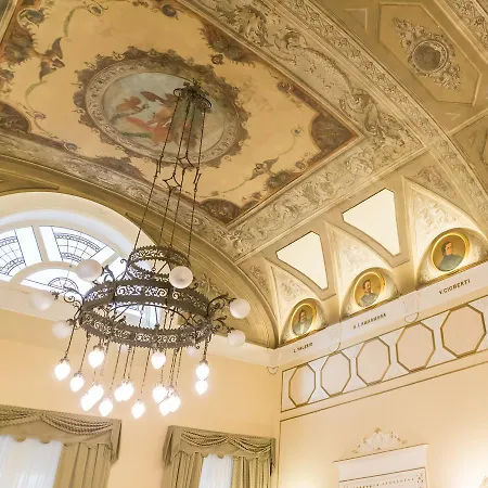 Bernini Palace Флоренция