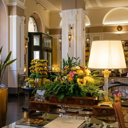 Отель Bernini Palace 5*