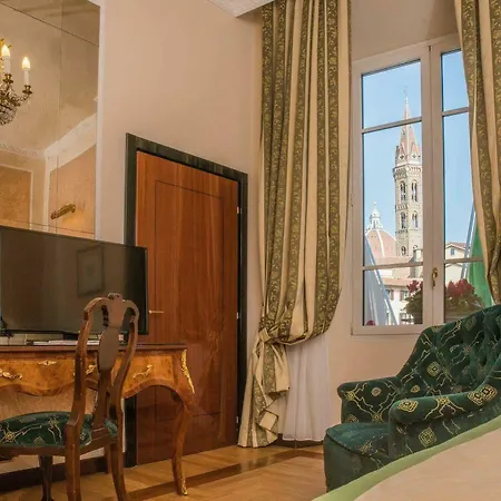 Bernini Palace Hotel 5*