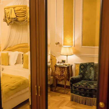 Bernini Palace