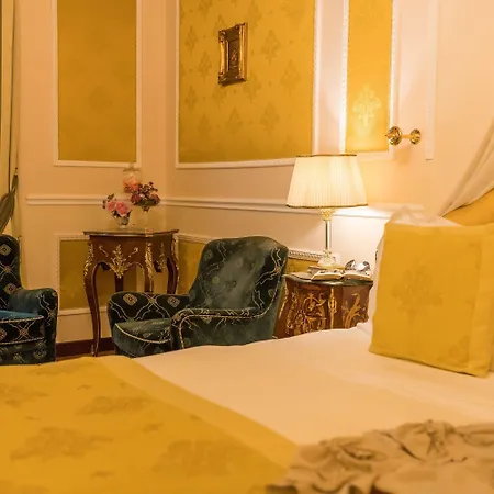 Bernini Palace Hotel 5*